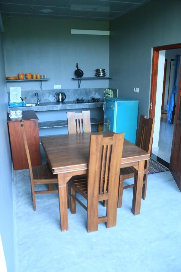 Sri Villa Rest Hikkaduwa Kültér fotó